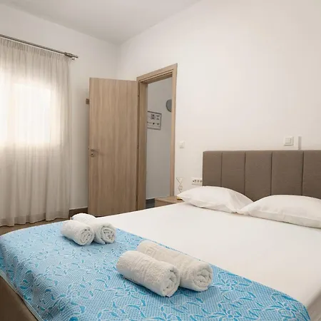 Hébergement de vacances Theros Luxury *