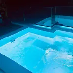 Theros Luxury アルハンゲロス