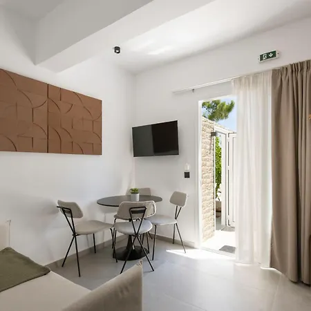 Holiday home Theros Luxury