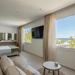 Theros Luxury